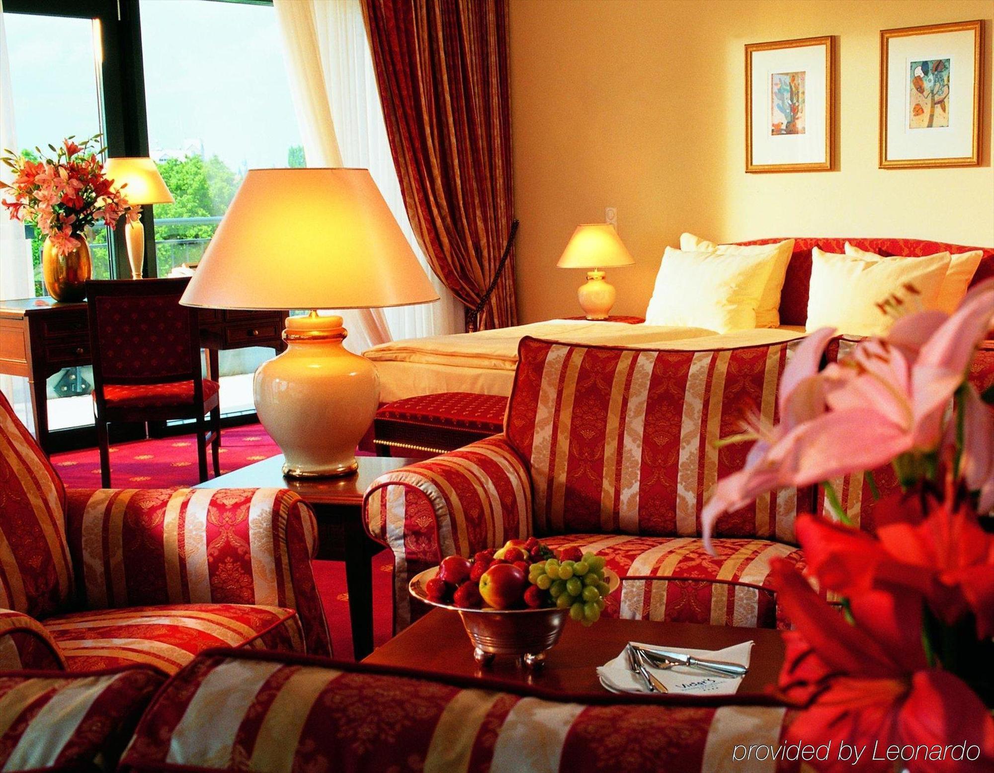 Victor'S Residenz-Hotel Erfurt Bilik gambar